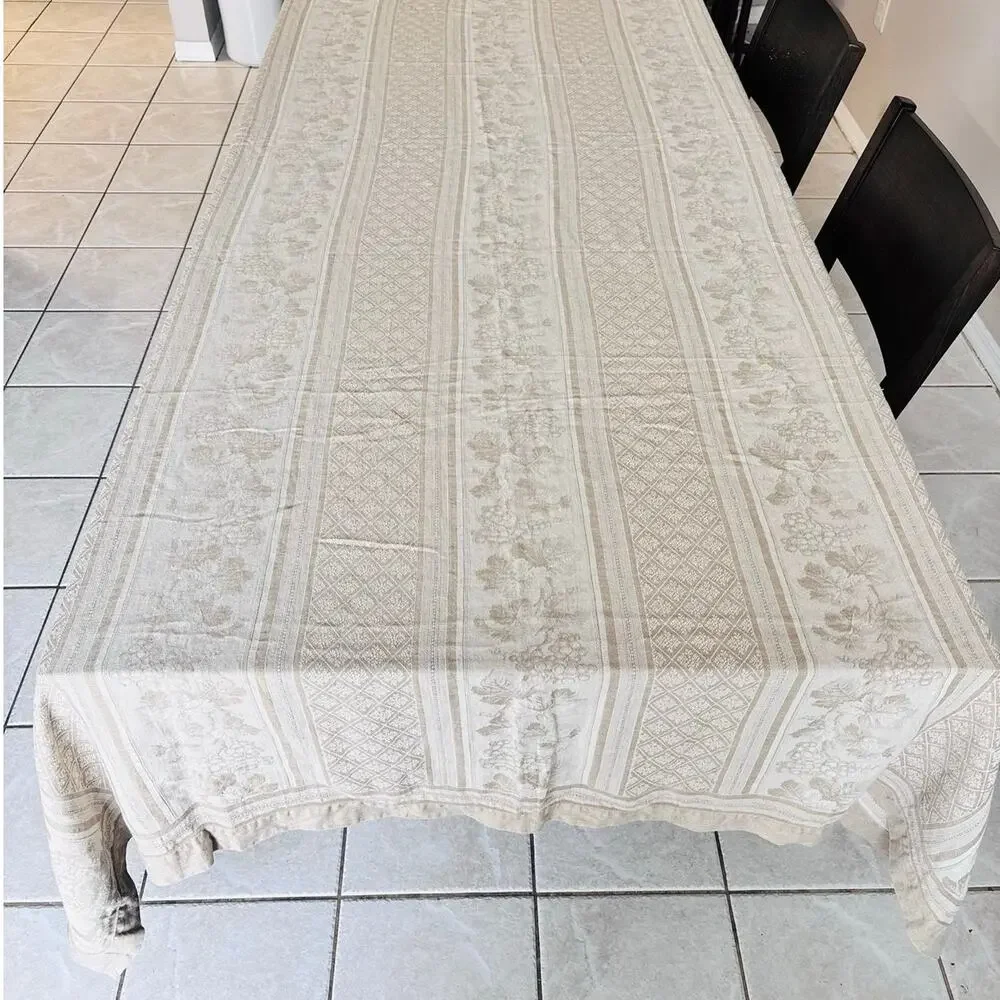 Williams Sonoma 70x126 Linen Cotton Jacquard Grapevine Tablecloth Taupe Ivory